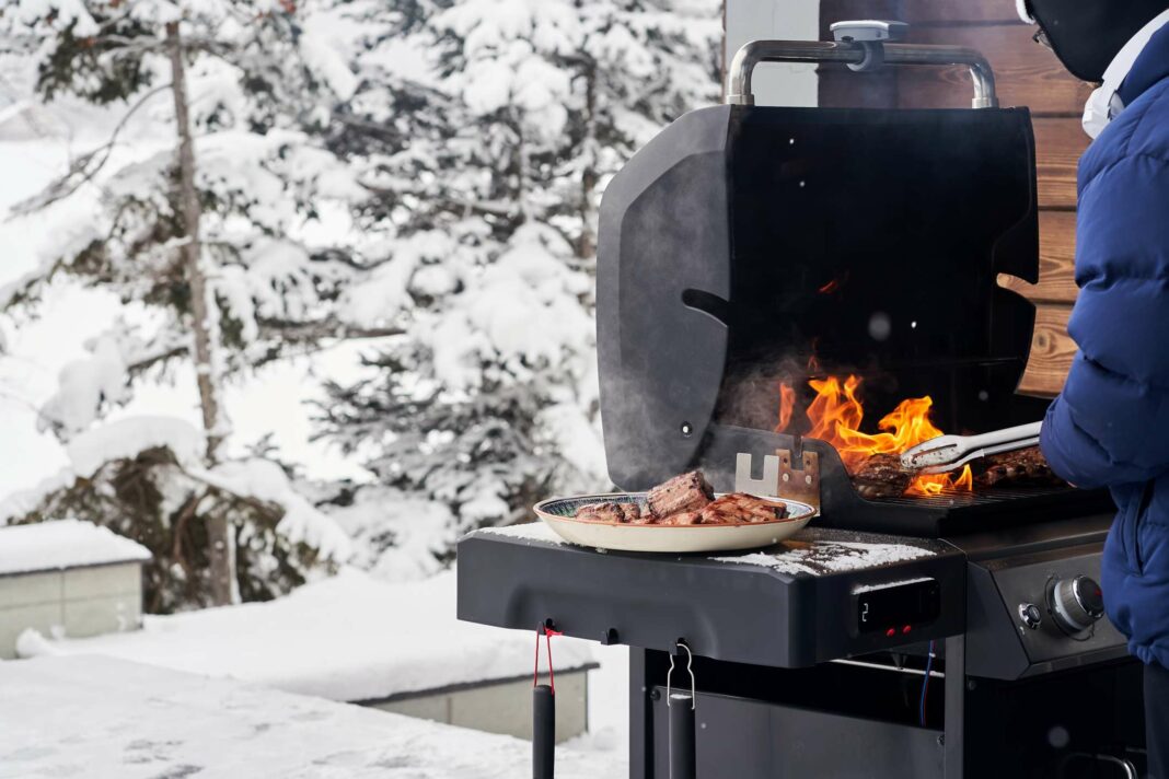 Effortless Winter Grilling: Expert Tips for Cold-Weather Barbecuing