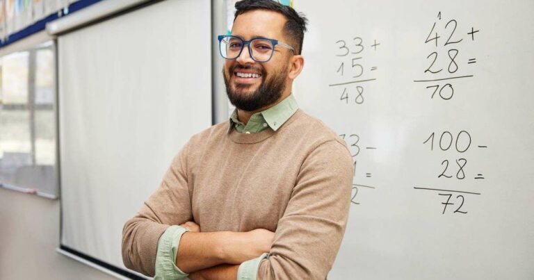 Transforming Struggling Students: Insights from a Mathematics Teacher's Classroom