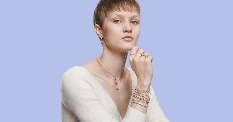 Discover 10 Must-Have Swarovski Jewelry Items to Indulge in This Black Friday 2024