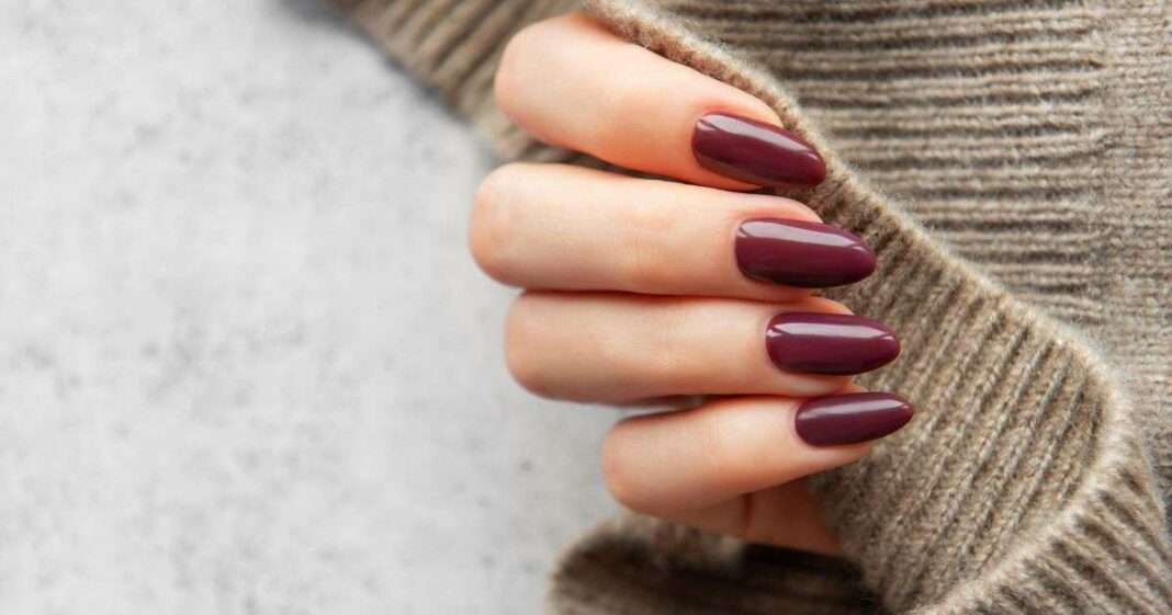 Discover the Perfect Manicure Trend for Year-End Celebrations: Moving Beyond Cat Eyes Nails