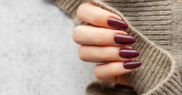 Discover the Perfect Manicure Trend for Year-End Celebrations: Moving Beyond Cat Eyes Nails