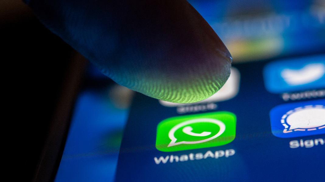 Warning: WhatsApp Christmas Scam Targets Women with Disturbing Messages