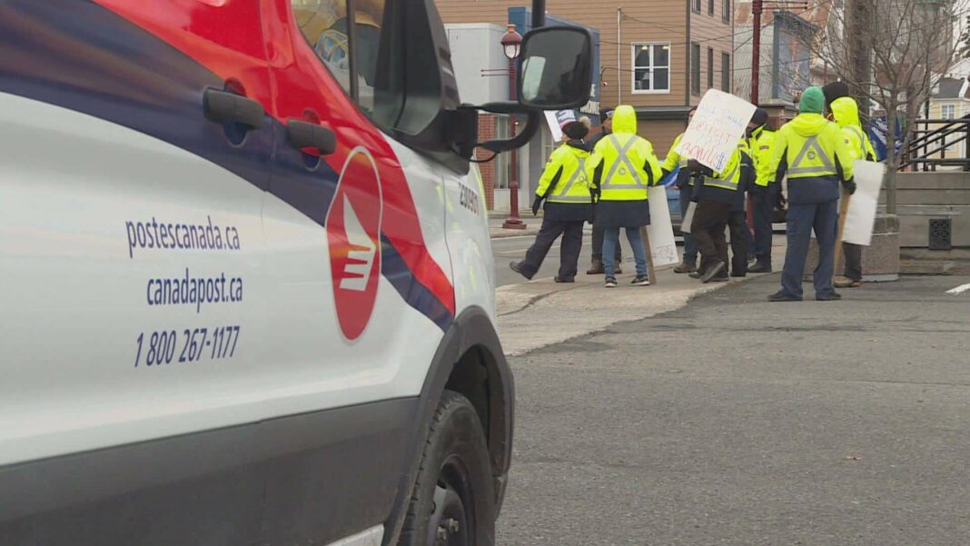 Lawyer Warns of Potential Backfire in Canada Post and Union Dispute