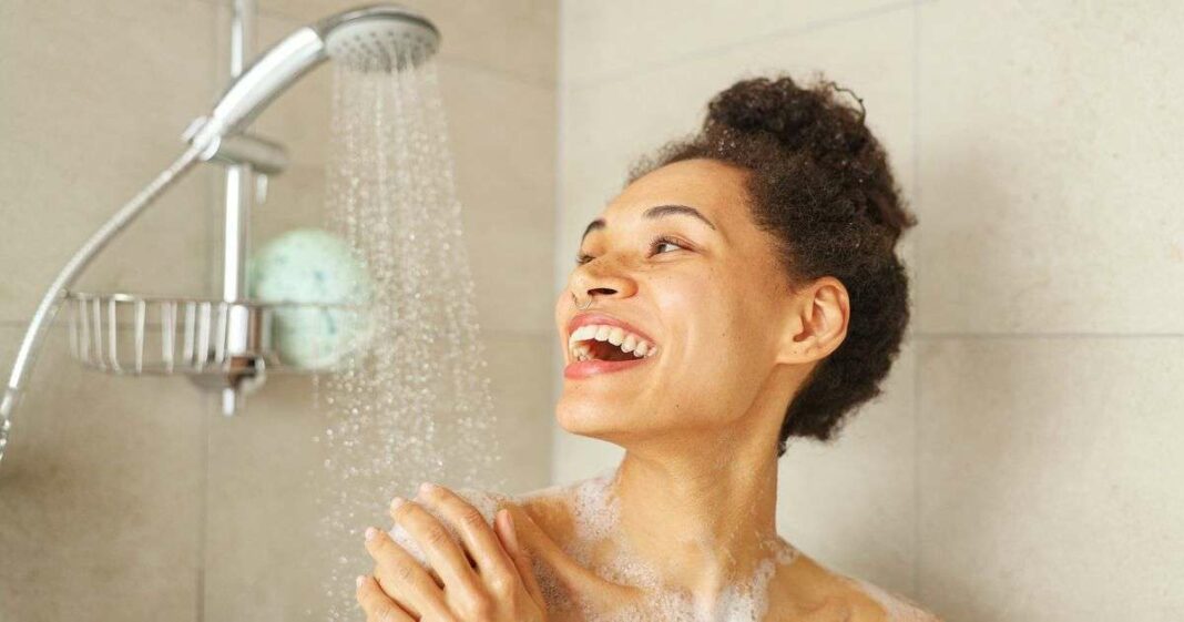 Is Showering and Urinating a Smart Choice? Insights from Medical Experts