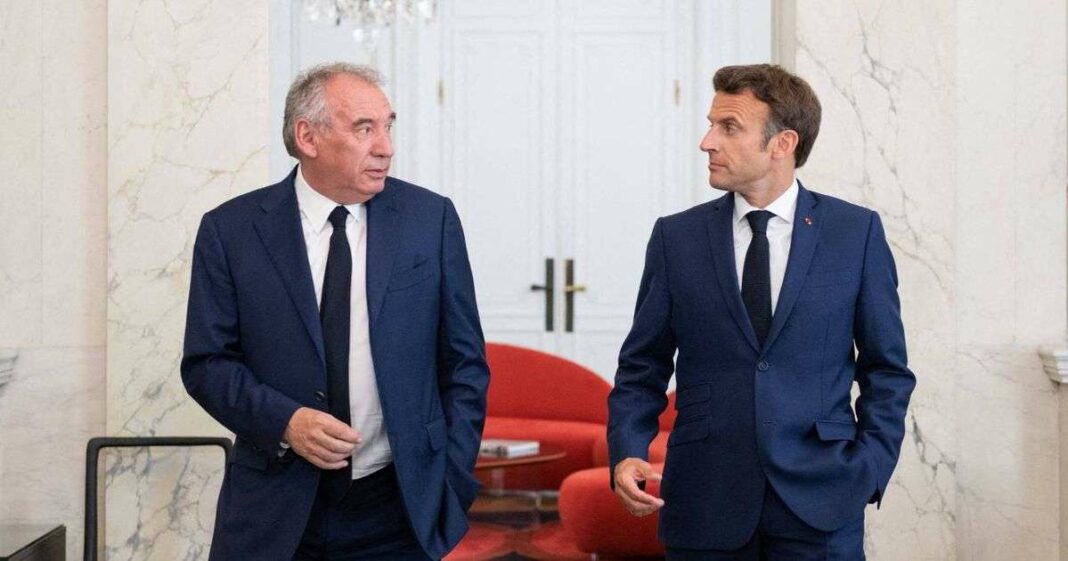 François Bayrou Becomes Prime Minister: Emmanuel Macron's Unexpected Actions During the Announcement