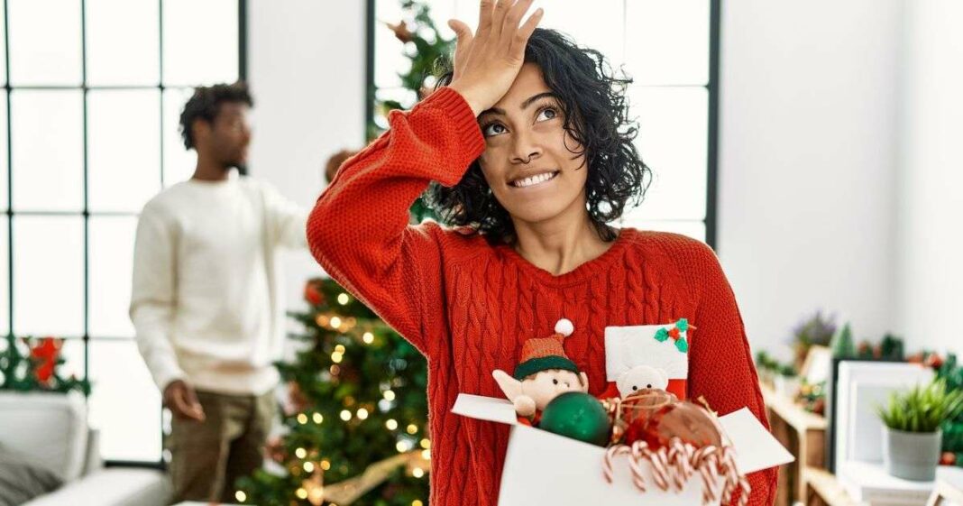 Top 3 Gifts to Avoid for Single Parents This Christmas 2024, According to Research