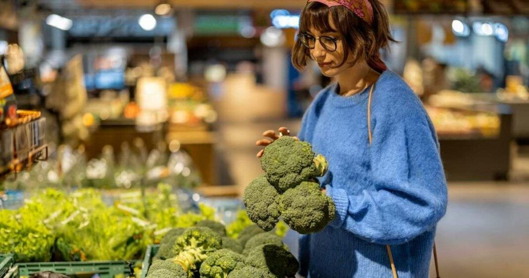 Discover the Most Pesticide-Contaminated Green Vegetable: Why Choosing Organic is Essential