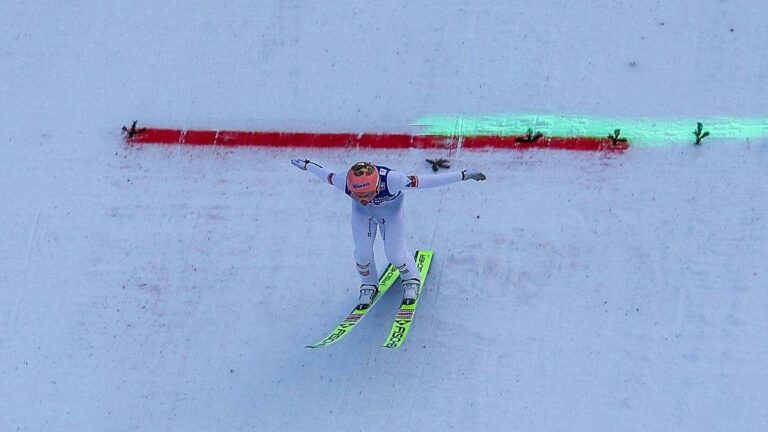 Ski Jumping Scandal at Four Hills Tournament: 33 cm Gap Between Kraft, Hörl, and Tschofenig