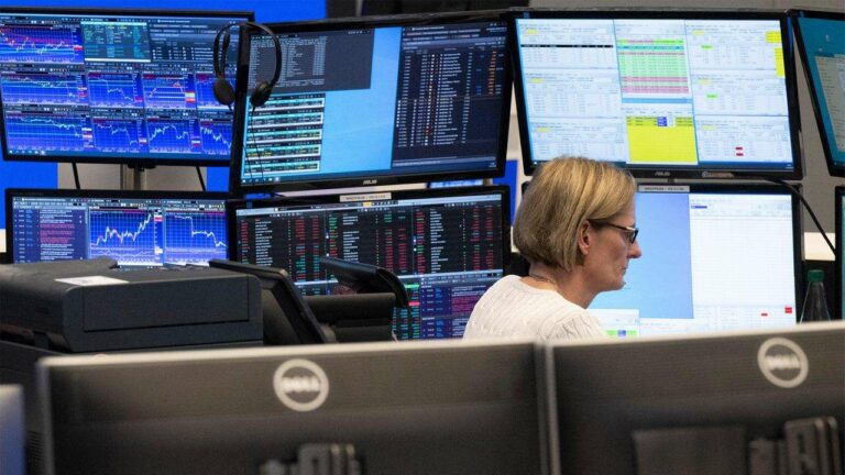 DAX Sees Strong Gains as Investors Return to Stock Market