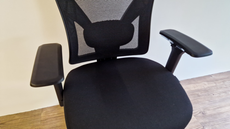 Top Picks: Affordable Office Chairs Priced Below 250 Euros