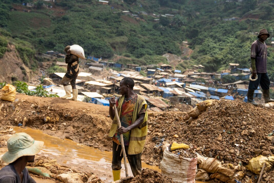 Title: East Congo Governor Battles Illegal Gold Mining Amidst Strong Opposition from Influential Figures