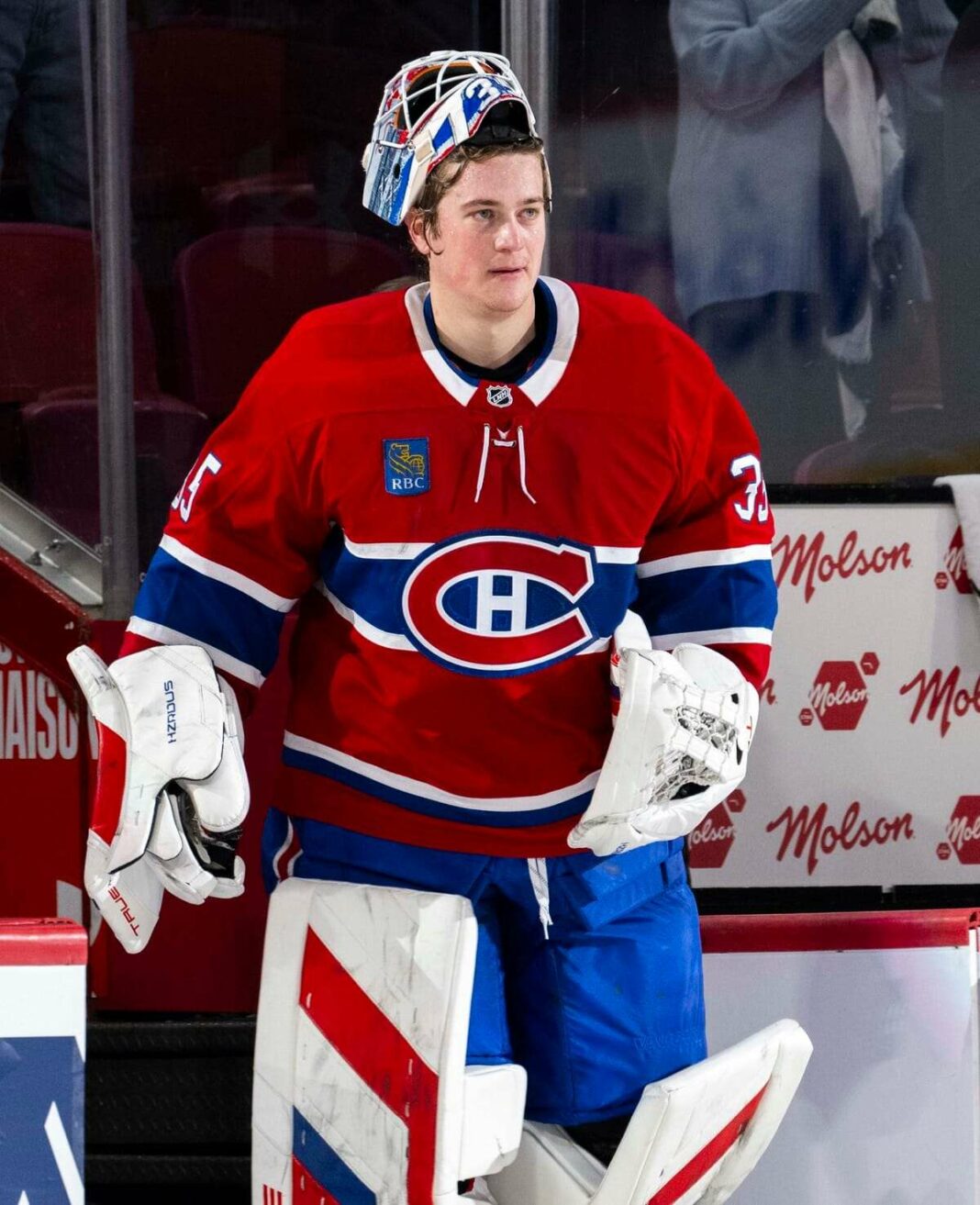 Canadiens Triumph: Montembeault Remains Top Goalie Amid Smoking Celebration