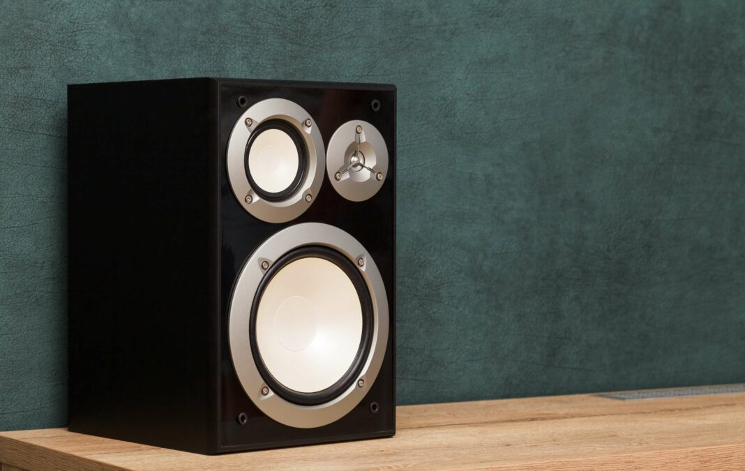 Choosing Between Active and Passive Speakers: Expert Insights on the Best Option