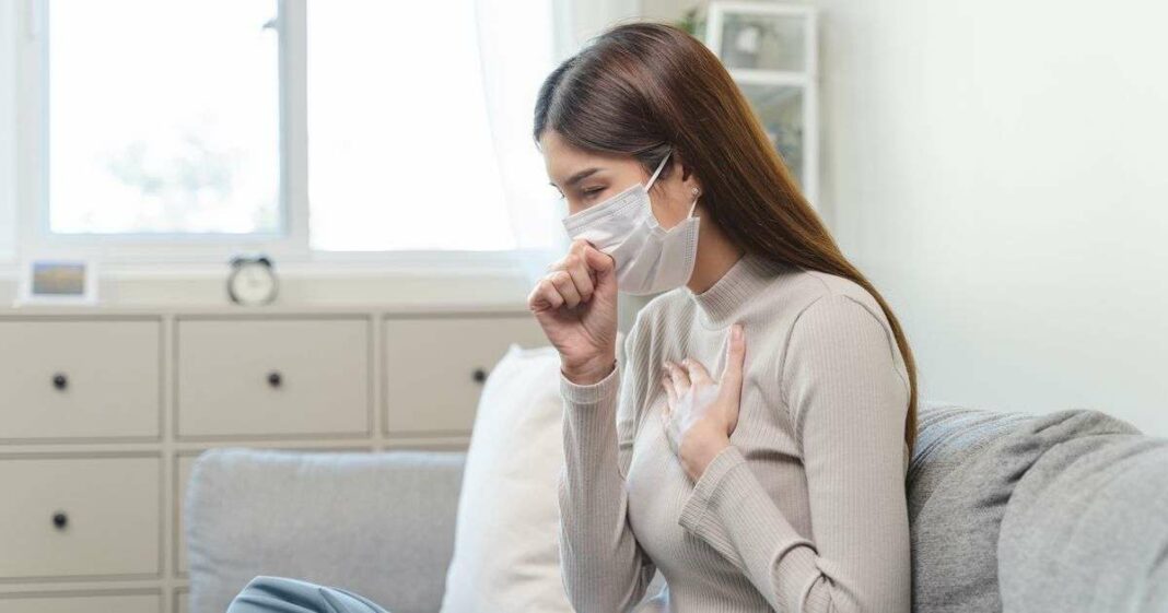 Winter Colds Return: Discover the Top 2 Symptoms of Covid Doctors Are Noticing Now