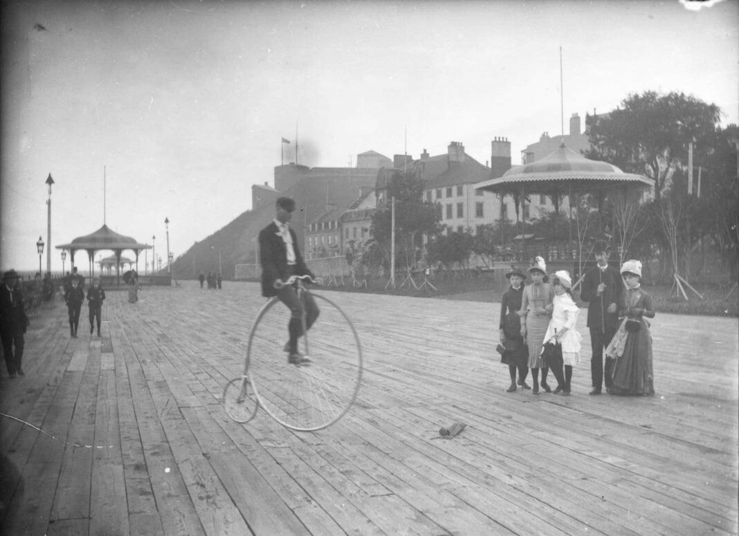 Exploring 19th Century Quebec Tourism: A Journey Through Epic Landscapes and Picturesque Guides