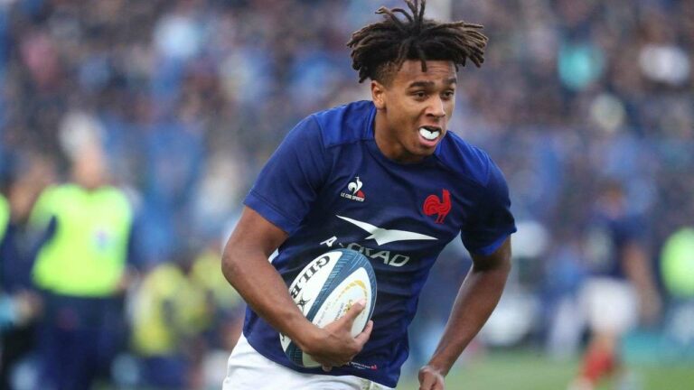 Théo Attissogbe Shines in Six Nations, Ousting Damian Penaud from French XV Spotlight