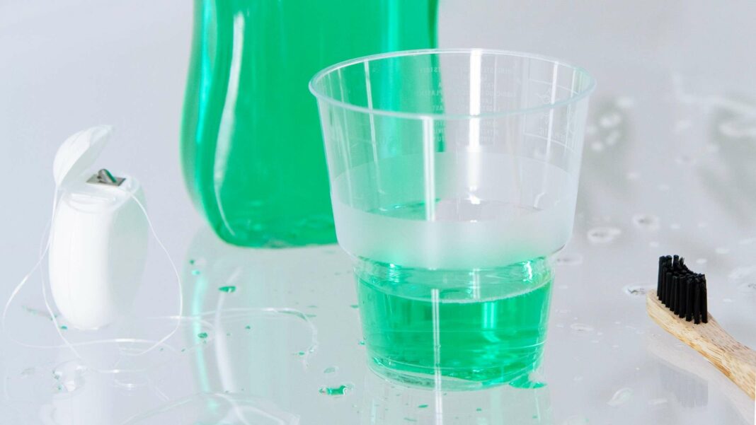 Listerine Tops Mouthwash Rankings: Insights from Stiftung Warentest Evaluation