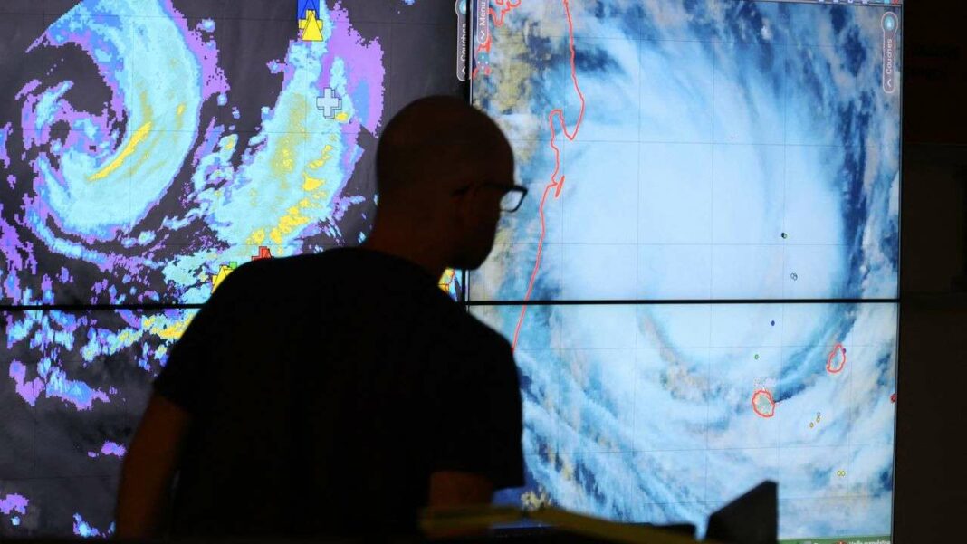 Understanding the Alert Levels for Cyclone Garance in Réunion: Orange, Red, Purple, and Gray Explained