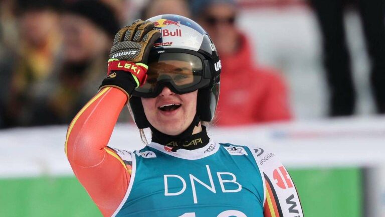 Emma Aicher Achieves Breakthrough Victory in Ski World Cup Downhill Race