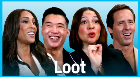 "Loot" : Maya Rudolph et Cast sur la transformation de l'équipe de Molly en famille dans la saison 2 (VIDÉO)