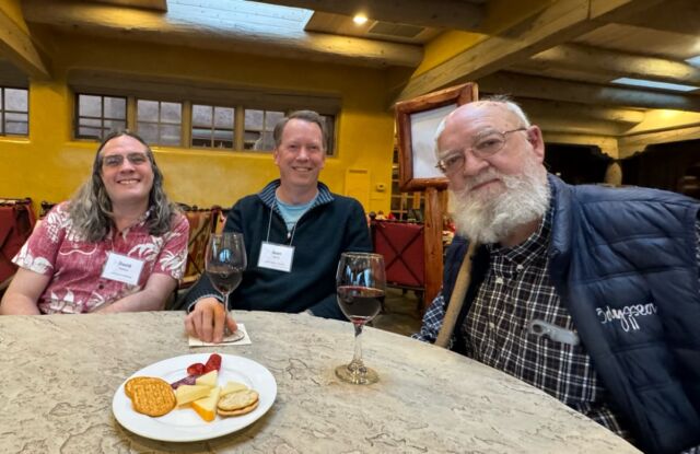 David Wallace, Sean Carroll et Daniel Dennett au Santa Fe Institute en mars.