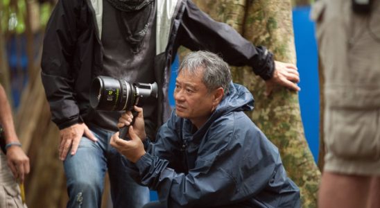 LIFE OF PI, director Ang Lee, on set, 2012. ph: Peter Sorel/TM and Copyright ©20th Century Fox Film Corp. All rights reserved./Courtesy Everett Collection