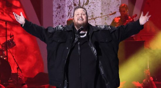 CMT Music Awards : Jelly Roll remporte les honneurs de la musique country avec trois victoires