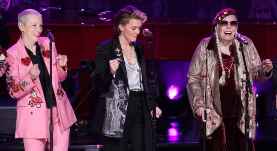 WASHINGTON, DC - MARCH 20: Annie Lennox, Brandi Carlile, and Joni Mitchell perform during the 2024 Gershwin Prize for Popular Song presentation to Elton John and Bernie Taupin by the Library of Congress at DAR Constitution Hall on March 20, 2024 in Washington, DC.  (Photo by Taylor Hill/WireImage)