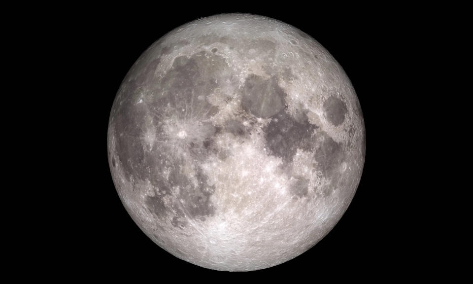 Photo de la Lune, capturée par la NASA, avec des détails exquis.