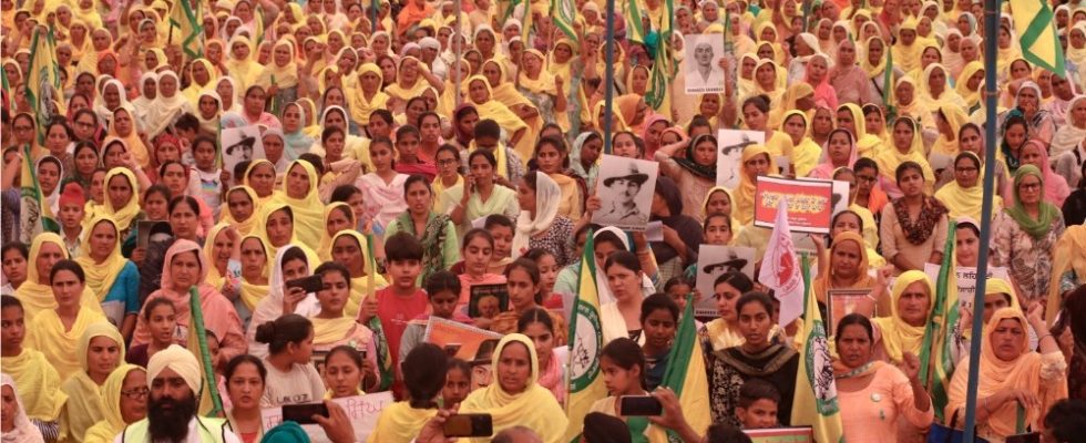 La protestation épique des agriculteurs indiens documentée dans la sélection Hot Docs de Nishtha Jain « Farming the Revolution » : « Le mouvement était massif » Les plus populaires à lire absolument Abonnez-vous aux newsletters variées Plus de nos marques