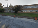 Une image Google Streetview montre l’école secondaire Sherwood sur Palmer Road à Hamilton, en Ontario.
