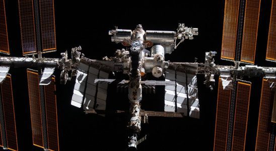 NASA : L'objet qui s'est écrasé sur le toit d'une famille de Floride le mois dernier provenait de l'ISS