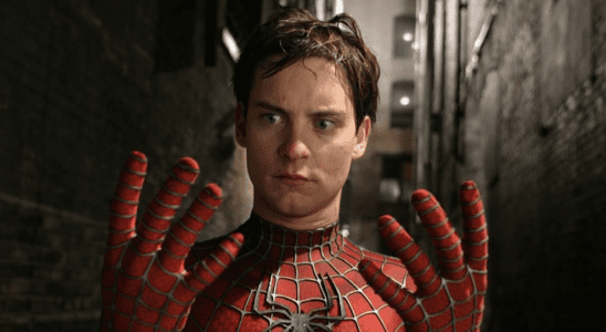 Sam Raimi jette de l'eau froide sur les rumeurs selon lesquelles il travaillerait sur Spider-Man 4 avec Tobey Maguire