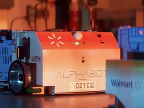 Walmart Canada prévoit installer des robots dans deux centres de distribution en Ontario au cours des cinq prochaines années.