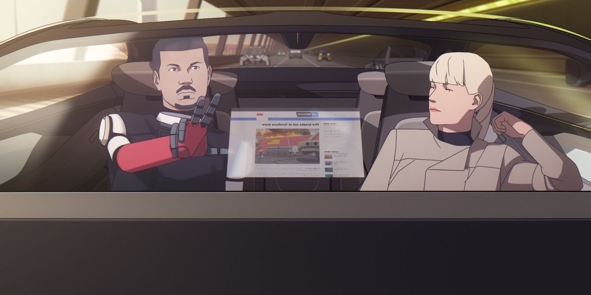 Un robot avec une tête holographique et un bras rouge pointe vers un écran à côté d'une femme aux cheveux blonds en trench-coat dans un véhicule futuriste dans Mars Express.