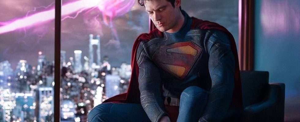 Premier aperçu de Superman : David Corenswet s'habille pour le réalisateur James Gunn