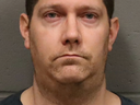 Cameron Ivens, 42 ans, de Milton, fait face à des dizaines d'accusations liées à une enquête sur la pornographie juvénile et la police estime qu'il pourrait y avoir davantage de victimes.