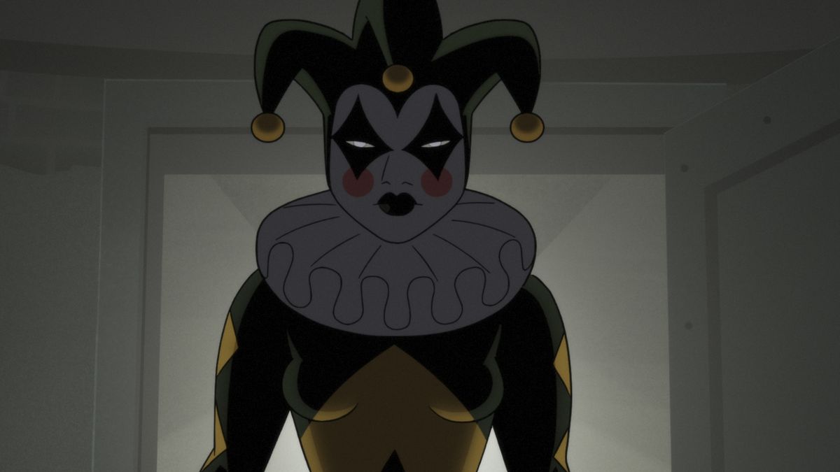 Harley Quinn, ressemblant à un bouffon sinistre avec une palette de couleurs vert foncé et jaune, telle qu'elle apparaît dans la série animée Batman : Caped Crusader