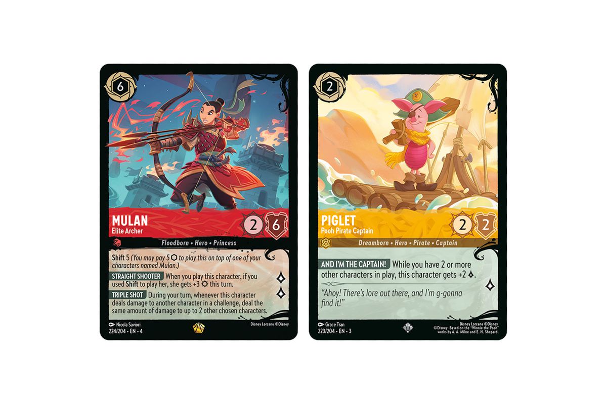 Les cartes Mulan, Elite Archer et Piglet, Pooh Pirate Captain d'Illumineer's Quest: Deep Trouble incluent des pouvoirs uniques comme Straight Shooter, qui vous permet d'ajouter trois à la valeur d'attaque de Mulan si vous vous déplacez ici par-dessus une autre carte Mulan.