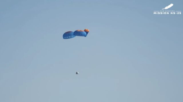 L'un des trois parachutes principaux de la capsule de l'équipage de Blue Origin ne s'est pas complètement gonflé avant l'atterrissage.