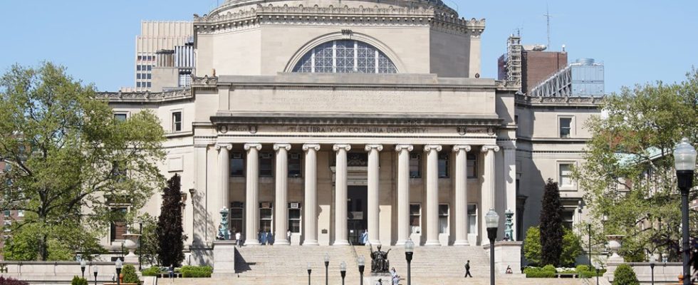 L’Université de Columbia annule sa rentrée principale après des semaines de manifestations pro-palestiniennes