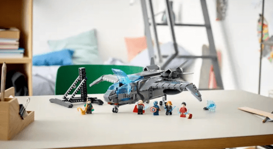 L'ensemble Lego Marvel Avengers Quinjet tombe au meilleur prix à ce jour