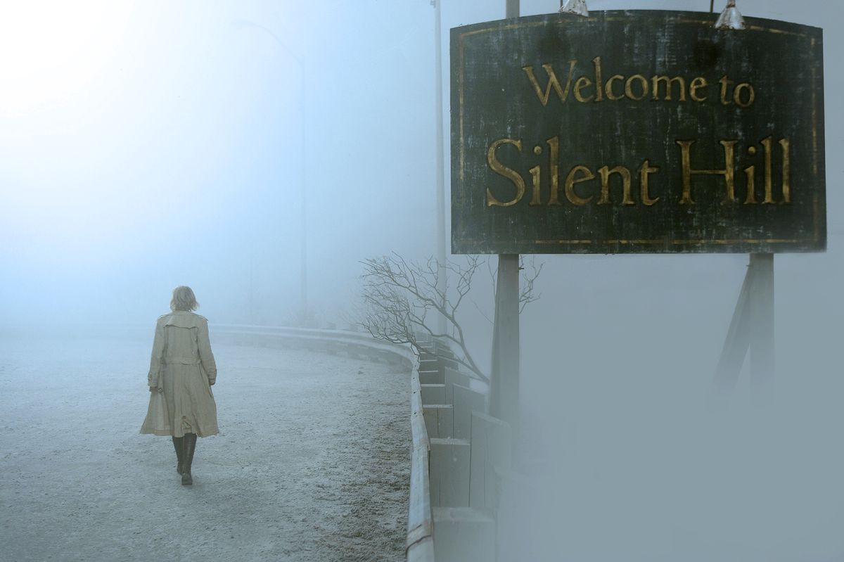 Une image du film Silent Hill montrant le panneau 