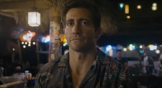 Jake Gyllenhaal as Dalton looking straight forward with a serious face in Road House.