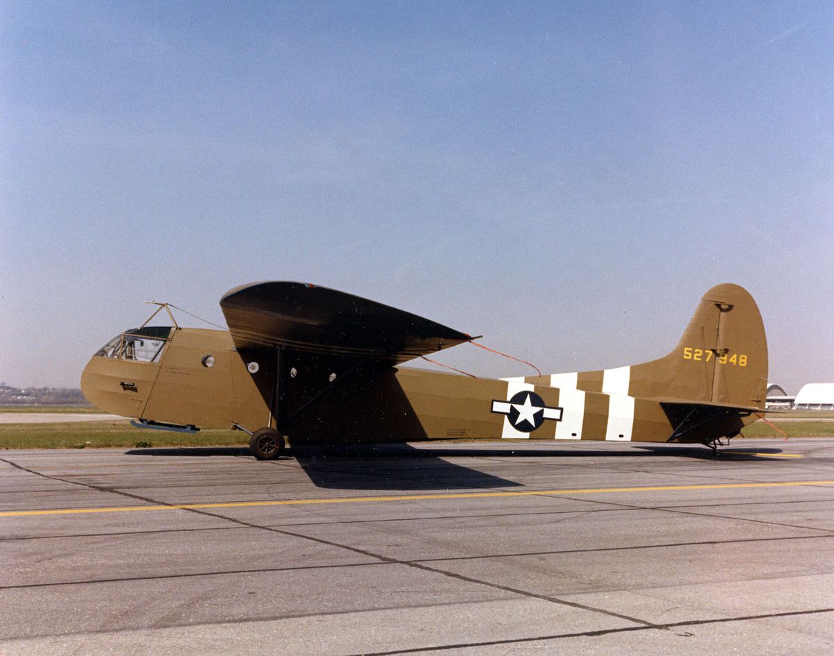 Une photo du planeur Waco CG-4A