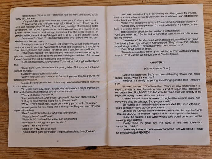 L'histoire du Capitaine Blood sur deux feuilles de papier étroitement typées.