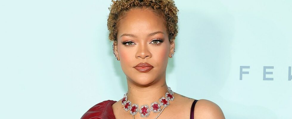 Rihanna explique pourquoi elle « recommence » avec son prochain album