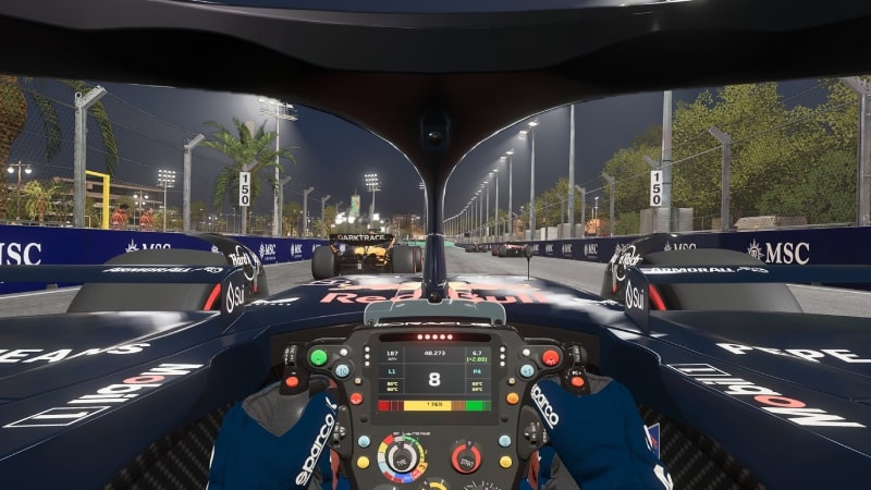 Boutons et cadrans détaillés du volant de course F1 24