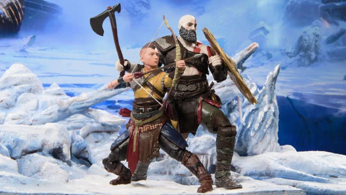 Toy Kratos et Atreus sont prêts à se battre