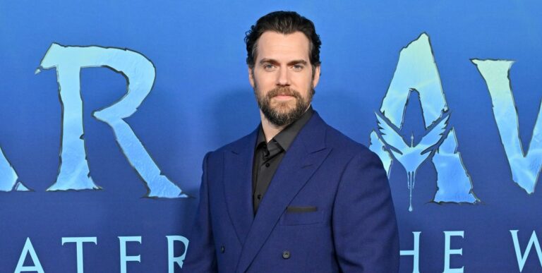 Le nouveau film d'Henry Cavill reçoit une mise à jour passionnante
